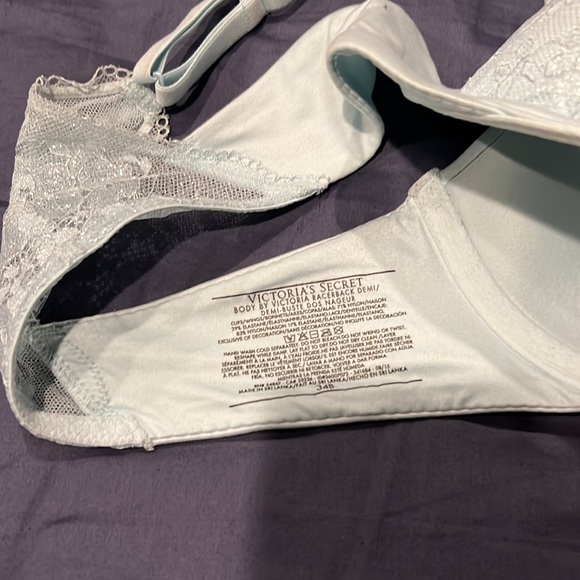 Victoria’s Secret body by Victoria racerback Demi - Picture 3 of 5